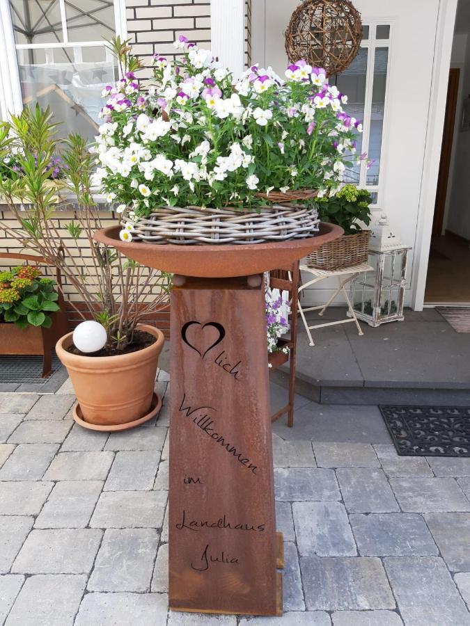 Landhaus Julia 코베른곤도르프 외부 사진